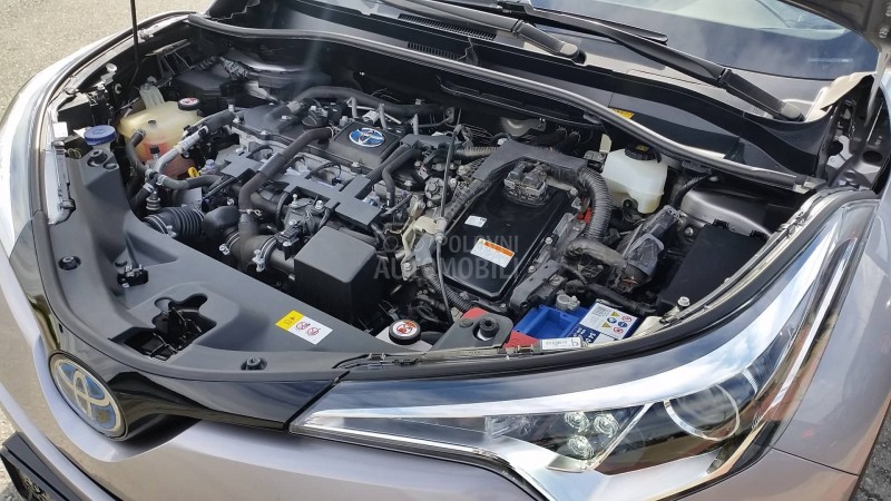 Toyota C-HR 1.8 HYBRID/KA0 N0VA
