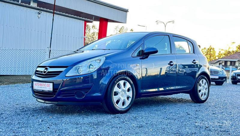 Opel Corsa D T O P BESPREK0RNA