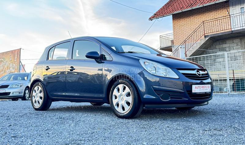 Opel Corsa D T O P BESPREK0RNA