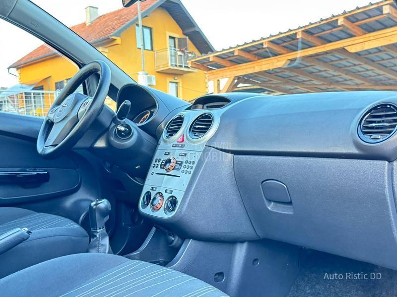 Opel Corsa D T O P BESPREK0RNA