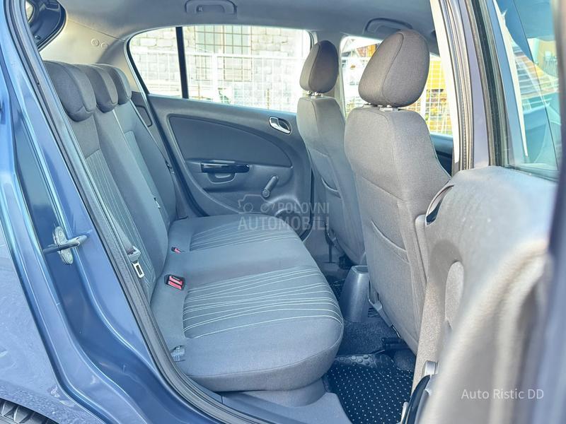Opel Corsa D T O P BESPREK0RNA