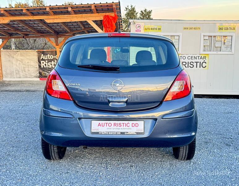 Opel Corsa D T O P BESPREK0RNA