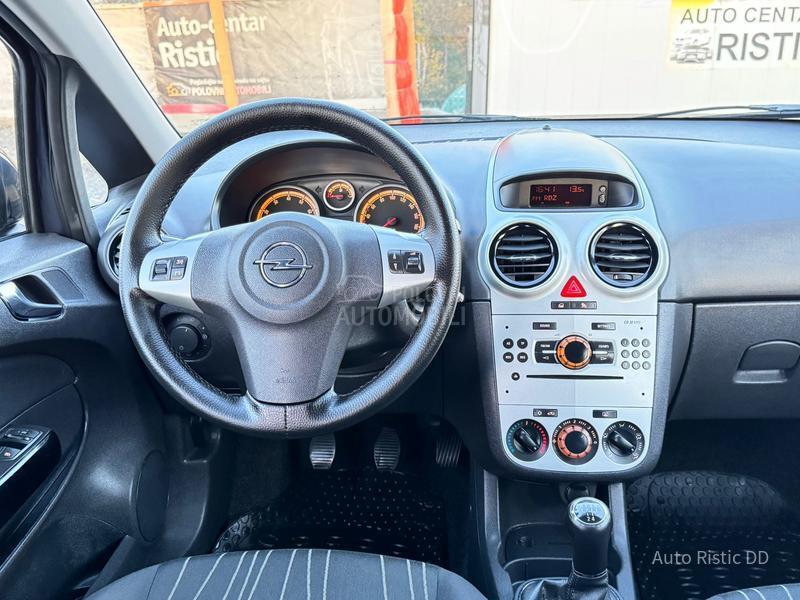 Opel Corsa D T O P BESPREK0RNA