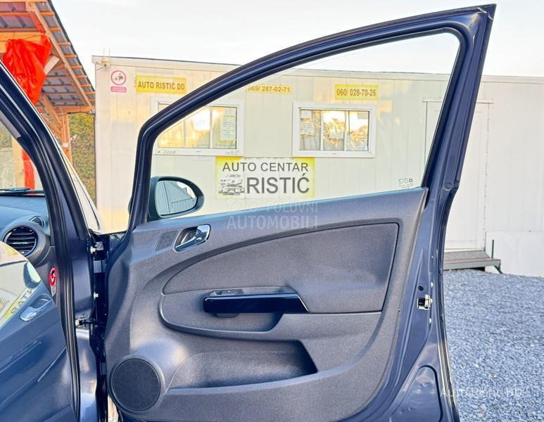 Opel Corsa D T O P BESPREK0RNA