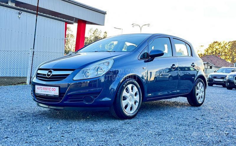 Opel Corsa D T O P BESPREK0RNA