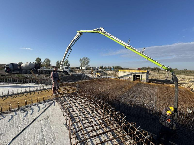 Volvo BETON PUMPA CIFA 36M