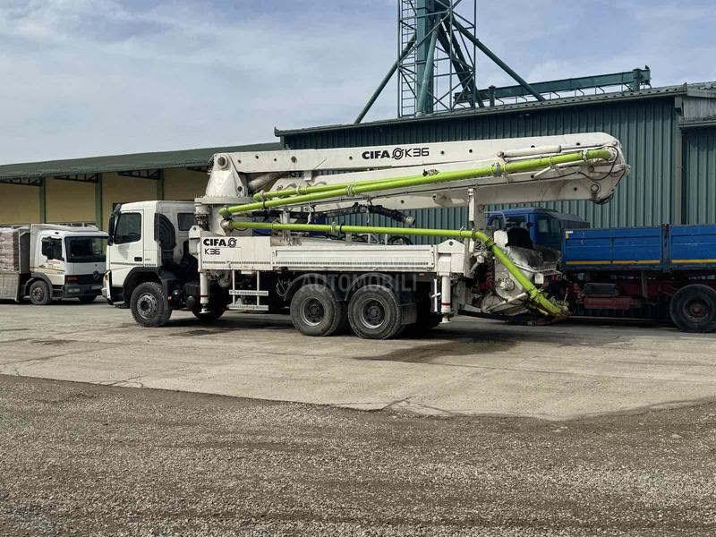 Volvo BETON PUMPA CIFA 36M