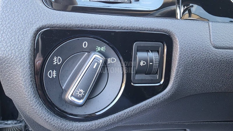 Volkswagen Golf 7 1.6 TDI HI-LINE/PANO