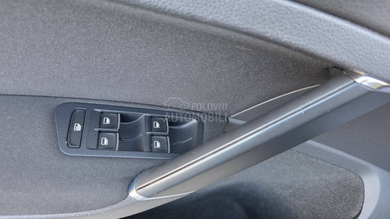 Volkswagen Golf 7 1.6 TDI HI-LINE/PANO