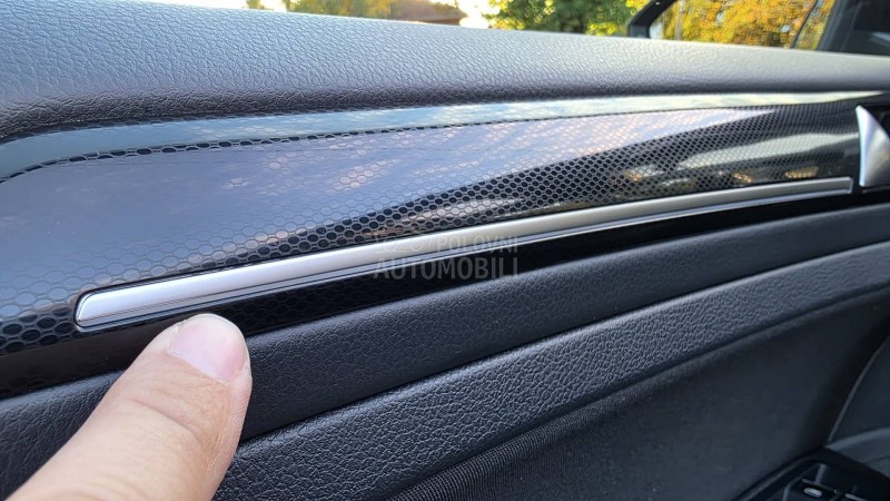 Volkswagen Golf 7 1.6 TDI HI-LINE/PANO