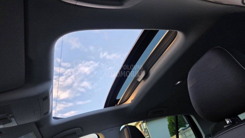 Volkswagen Golf 7 1.6 TDI HI-LINE/PANO