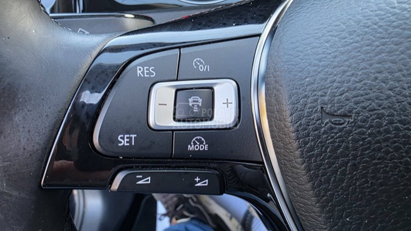 Volkswagen Golf 7 1.6 TDI HI-LINE/PANO