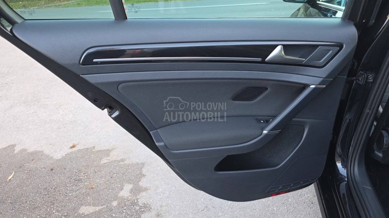 Volkswagen Golf 7 1.6 TDI HI-LINE/PANO
