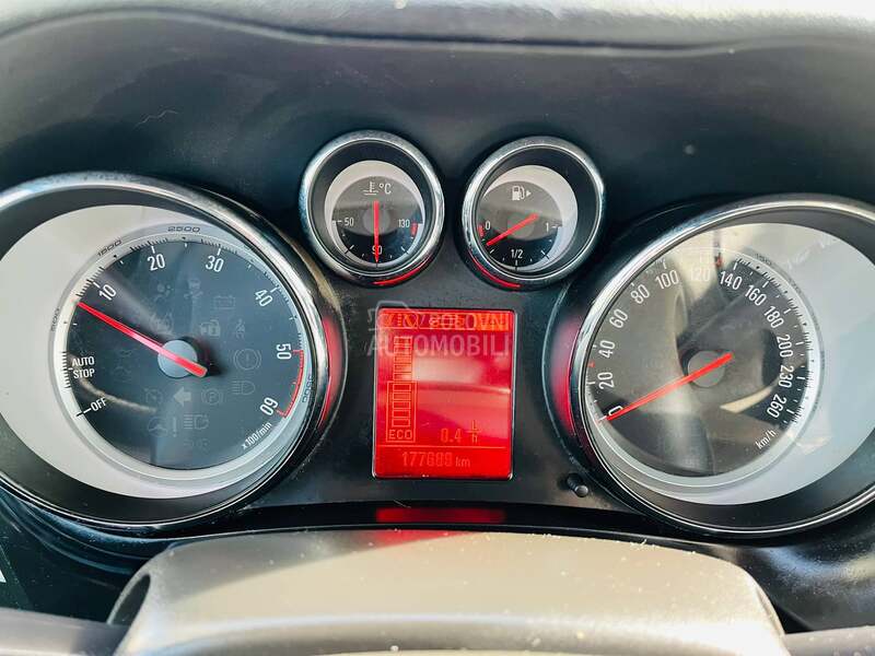 Opel Zafira 2.0CDTI COSMO PANO