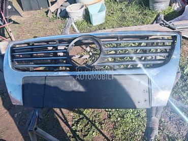 maska za Volkswagen Passat B6 od 2004. do 2008. god.