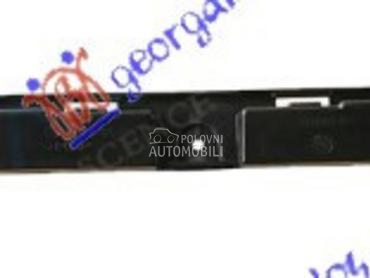 SINA ZADNJEG BRANIKA PLASTICNA za Tesla Model S za 2012. god.