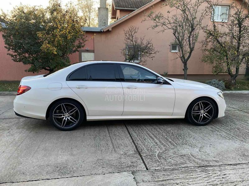 Mercedes Benz E 220 