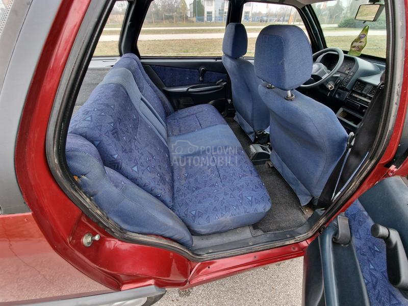 Zastava Florida In 1.6i servo