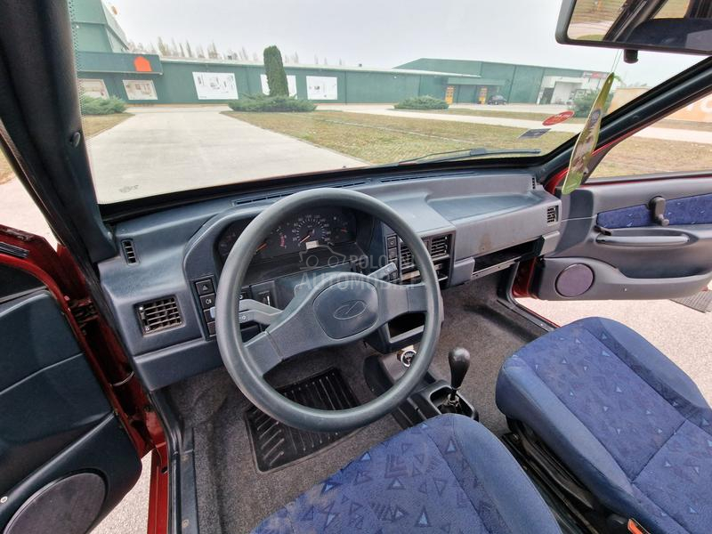 Zastava Florida In 1.6i servo