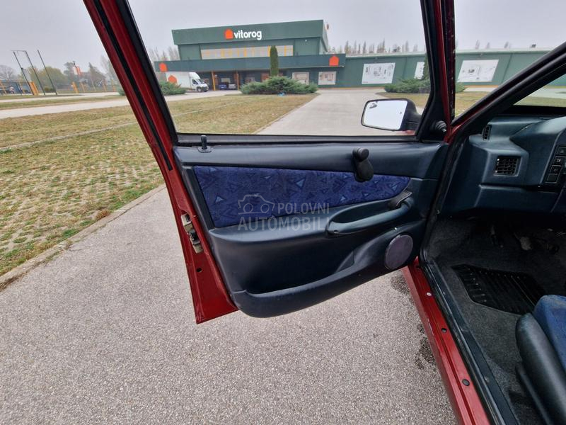 Zastava Florida In 1.6i servo