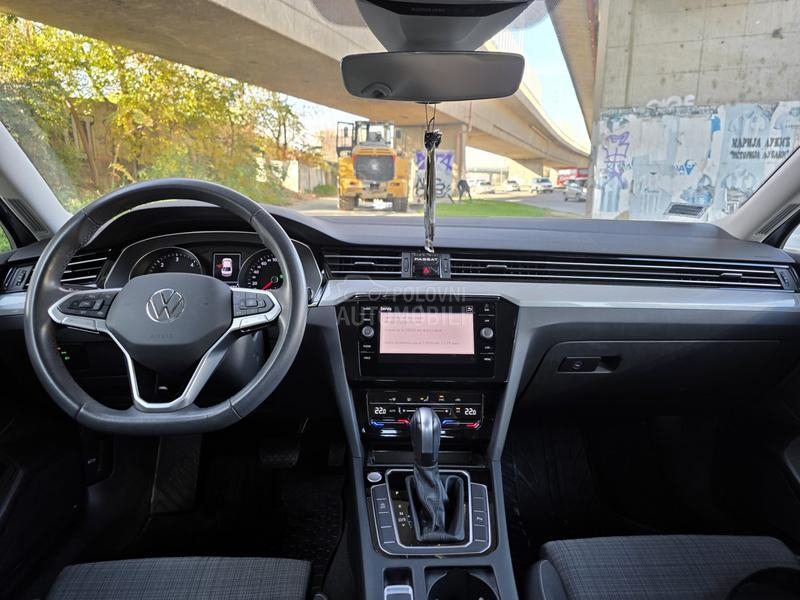 Volkswagen Passat B8 2.0 DSG BUSINESS