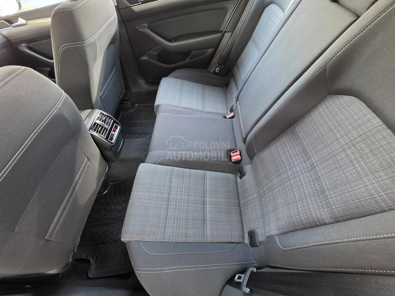 Volkswagen Passat B8 2.0 DSG BUSINESS