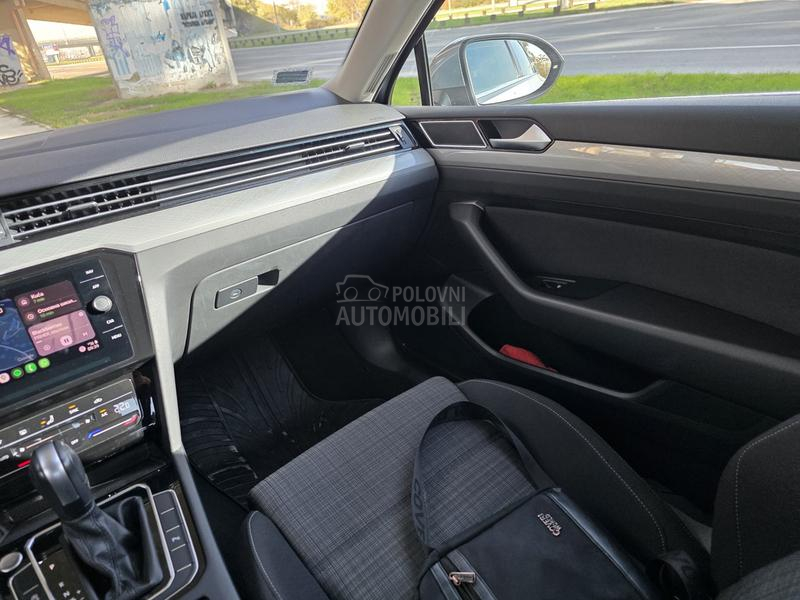 Volkswagen Passat B8 2.0 DSG BUSINESS