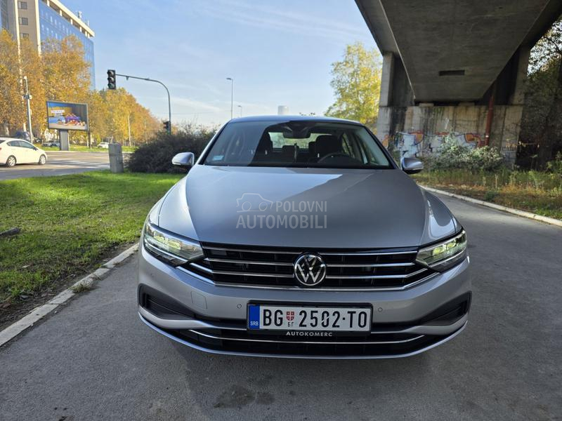 Volkswagen Passat B8 2.0 DSG BUSINESS