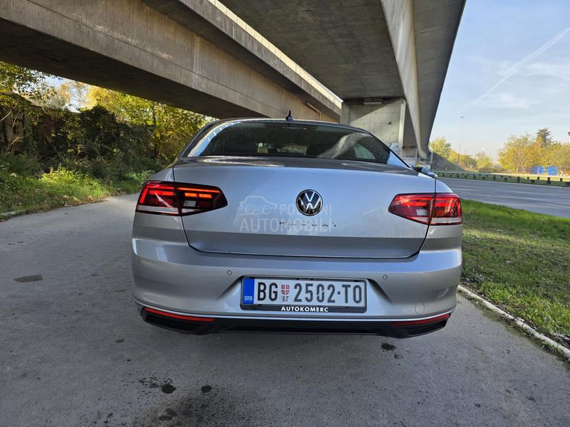 Volkswagen Passat B8 2.0 DSG BUSINESS