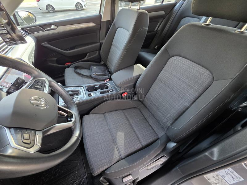 Volkswagen Passat B8 2.0 DSG BUSINESS