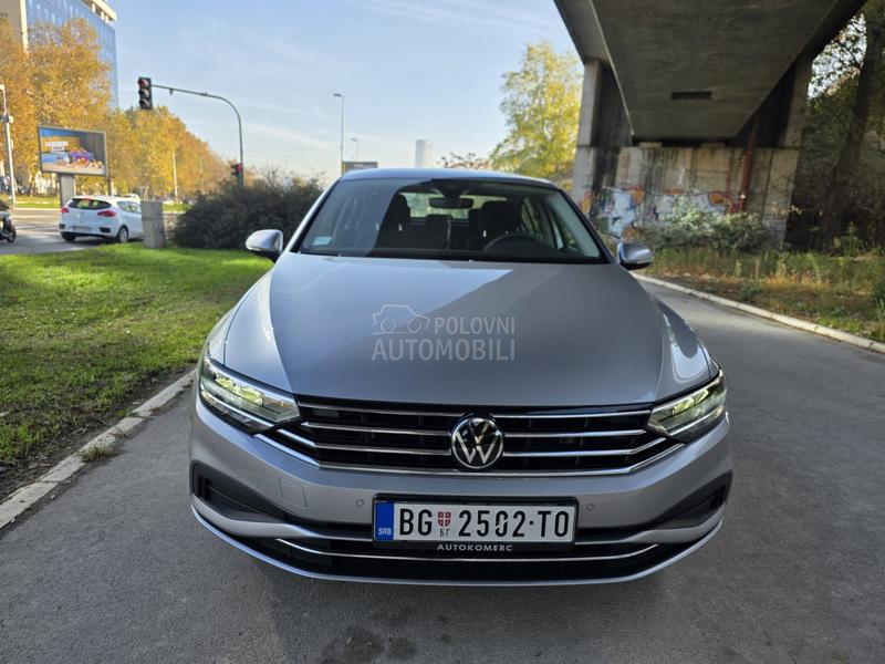 Volkswagen Passat B8 2.0 DSG BUSINESS