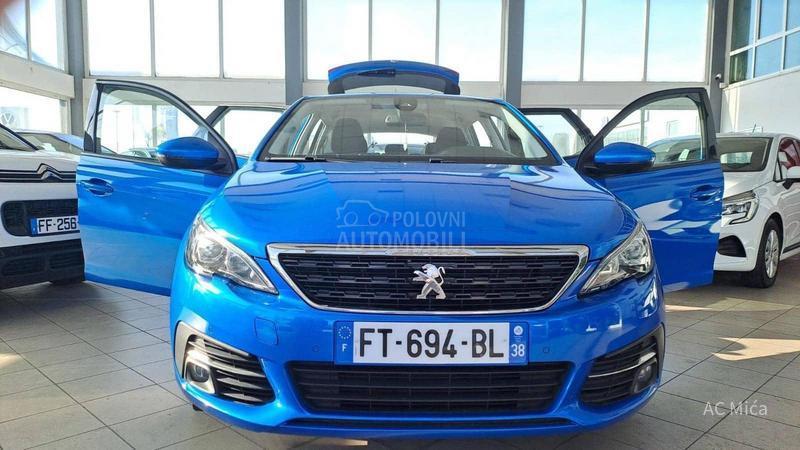 Peugeot 308 1.5 BLU NAV LED ALU
