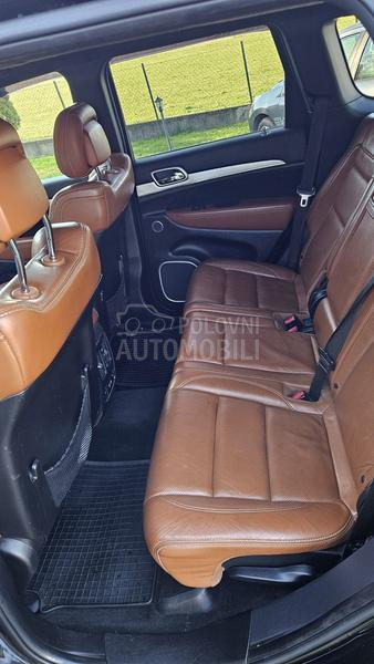 Jeep Grand Cherokee SRT