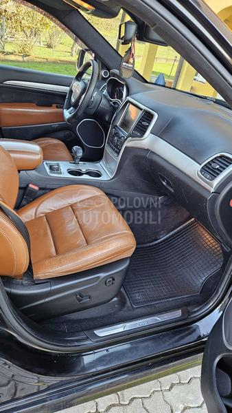 Jeep Grand Cherokee SRT