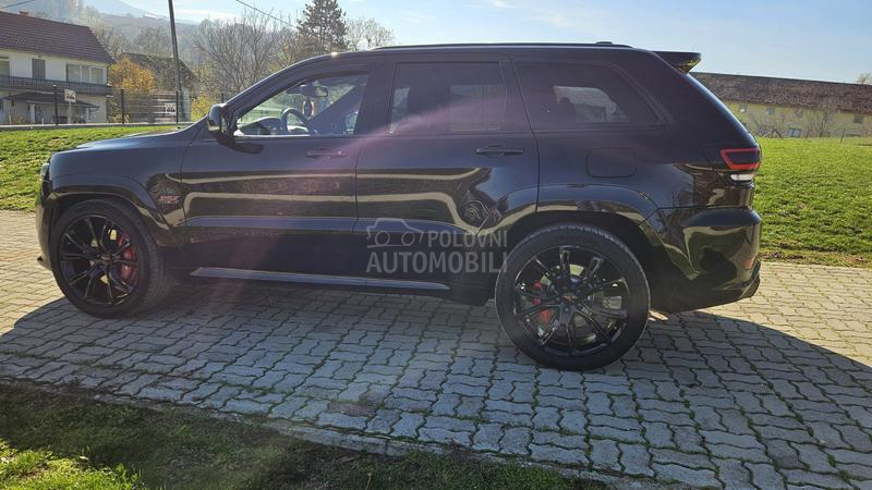 Jeep Grand Cherokee SRT
