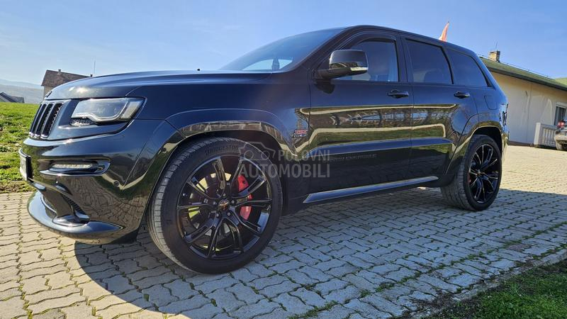 Jeep Grand Cherokee SRT