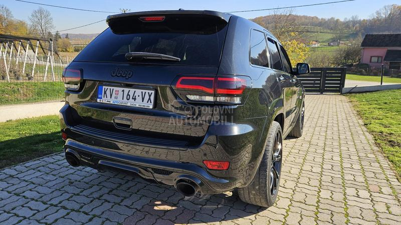 Jeep Grand Cherokee SRT