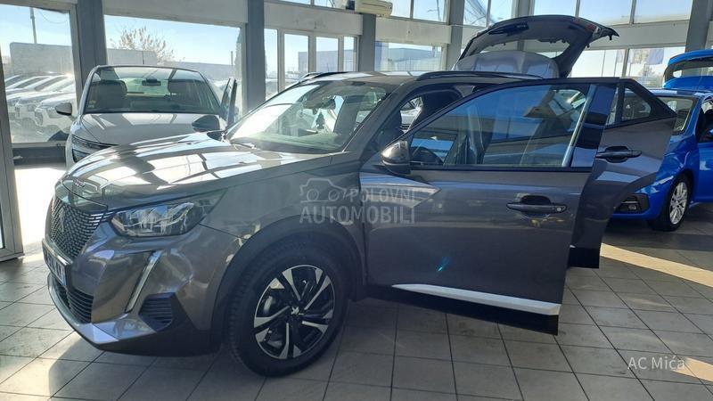 Peugeot 2008 1.2ALU NAV KAM 86000