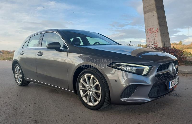 Mercedes Benz A 180 Virtuel/Autom/Led