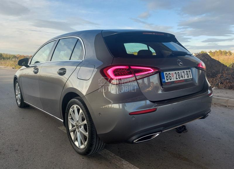 Mercedes Benz A 180 Virtuel/Autom/Led