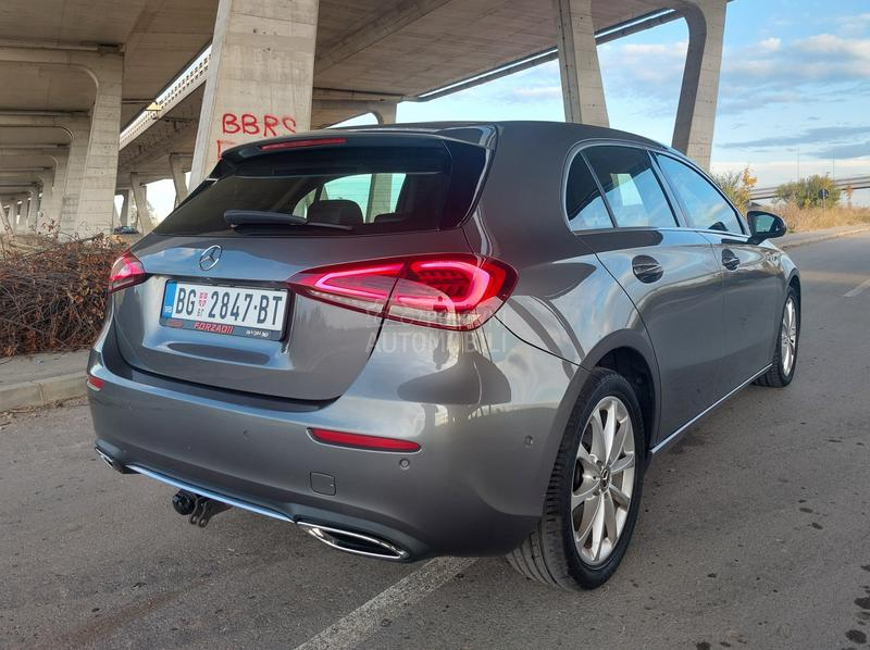 Mercedes Benz A 180 Virtuel/Autom/Led