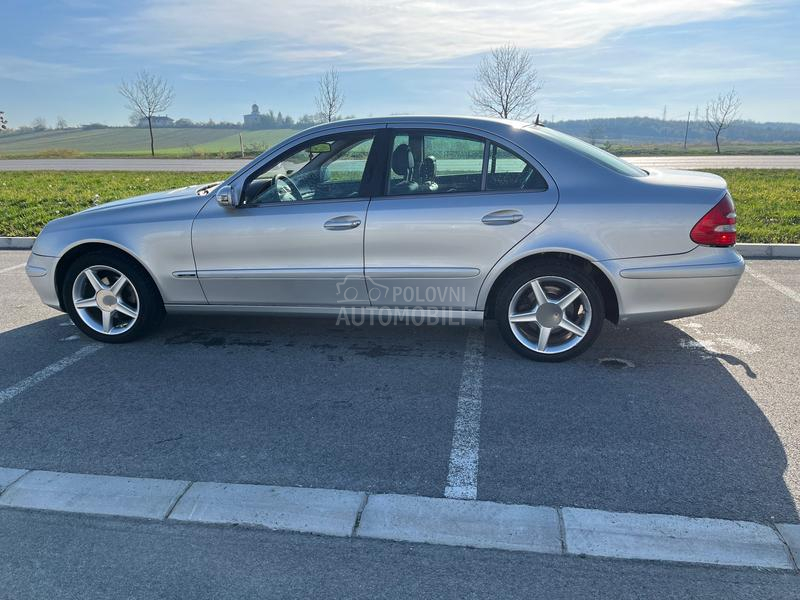 Mercedes Benz E 220 1.8 B