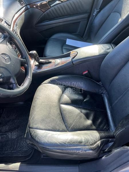 Mercedes Benz E 220 1.8 B