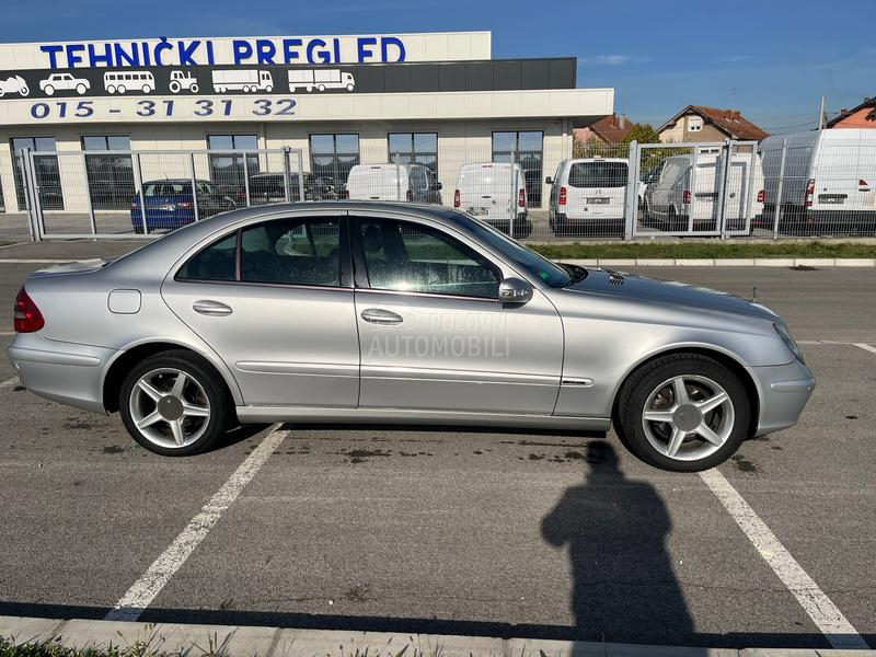 Mercedes Benz E 220 1.8 B