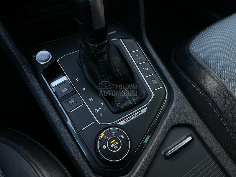 Volkswagen Tiguan R-LINE 4x4 DSG CH