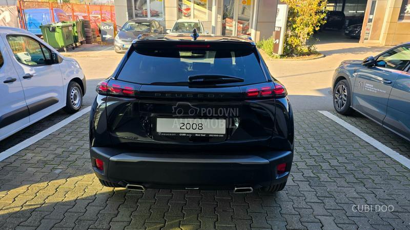 Peugeot 2008 1.2 ALLURE 130 AT8