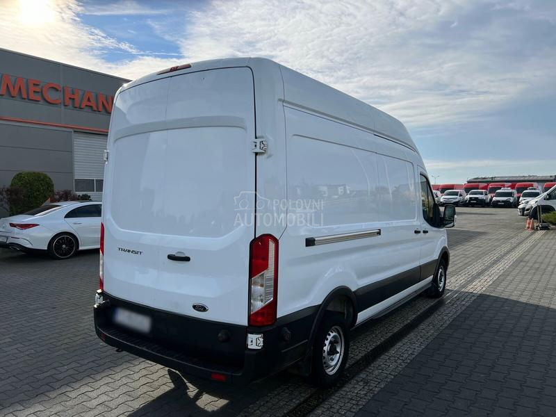 Ford Transit minibus furgon