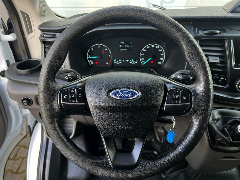 Ford Transit minibus furgon