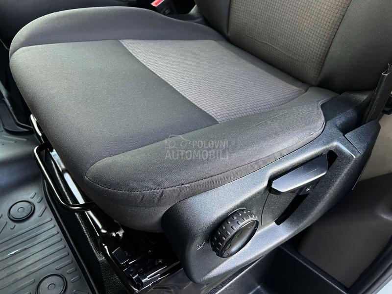 Ford Transit minibus furgon