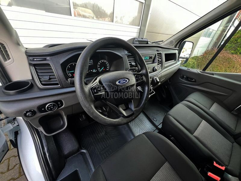 Ford Transit minibus furgon